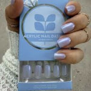 Red Aspen Acrylic Press On Nails Enchanted Erin Violet Blue